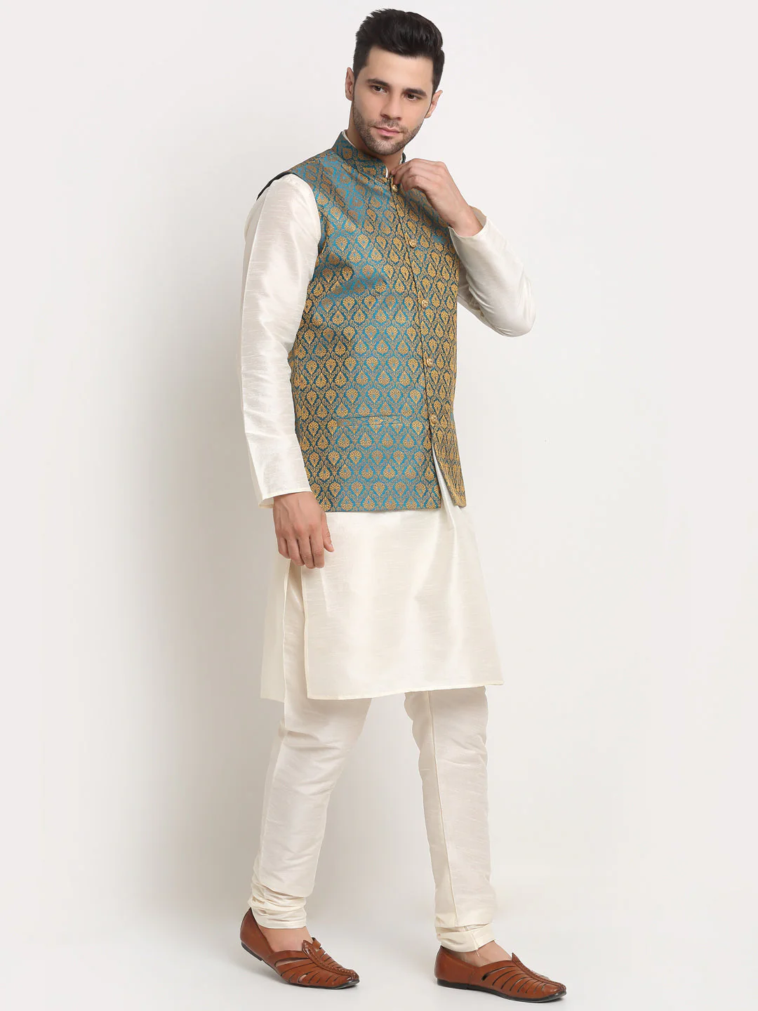 KRAFT INDIA Mens Cream Silk Blend Kurta and churidar with Paisley Nehru jacket - Image 3