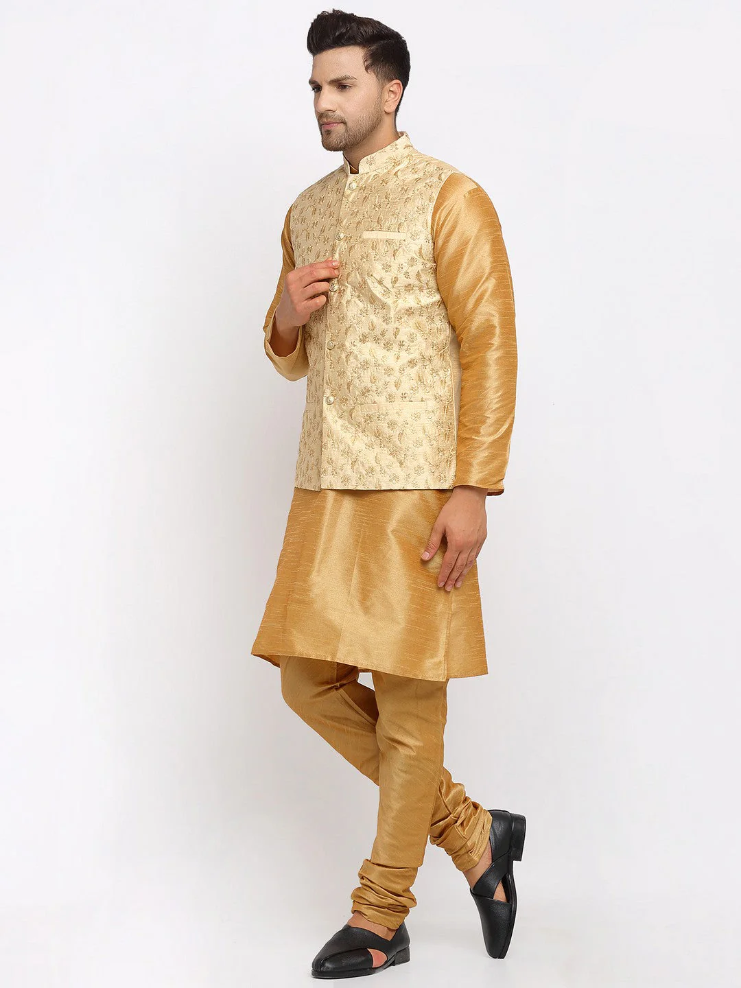 KRAFT INDIA Mens Gold Kurta and churidar with embroided Zari Nehru jacket - Image 10