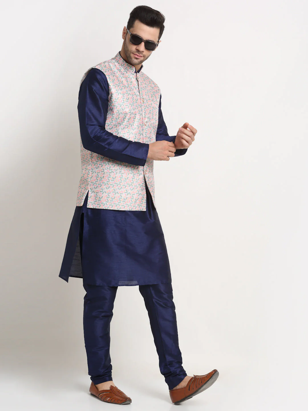 KRAFT INDIA Mens Navy Blue Silk Blend Kurta and churidar with Green embroided Sequenced Nehru jacket - Image 5