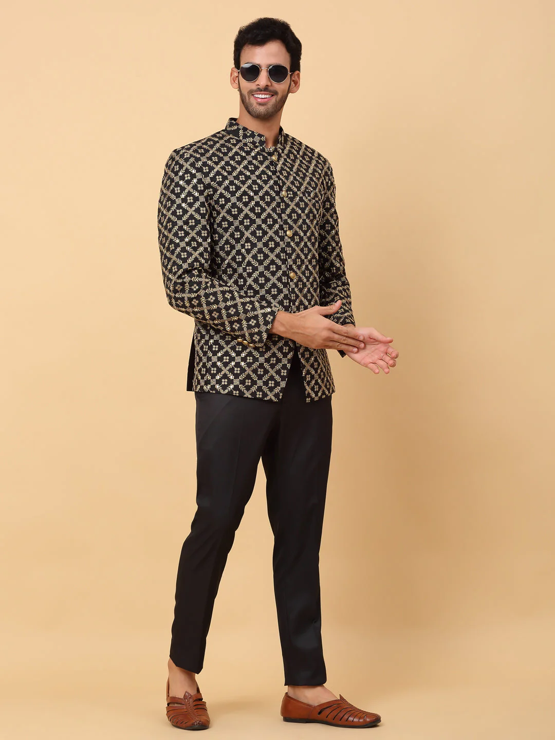 KRAFT INDIA Men's Regular Fit Embroidered Silk Blend Zari Bandhgala Coat - Image 20