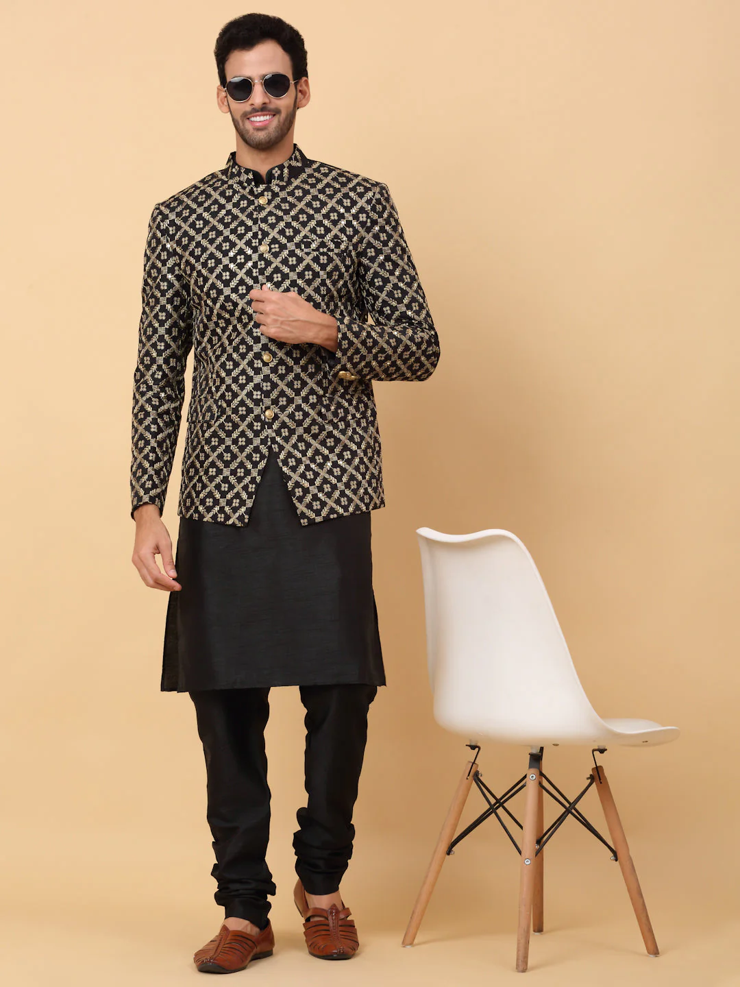 KRAFT INDIA Men's Silk Black Kurta Churidar With Embroidered Zari Bandhgala Suit/Coat