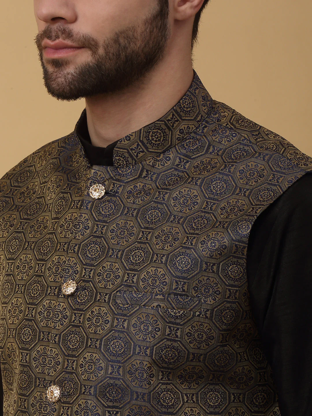 KRAFT INDIA Men's Silk Blend Black Kurta, Churidar with Jacquard Bandhani Silk Blend Nehru Jacket Set - Image 3