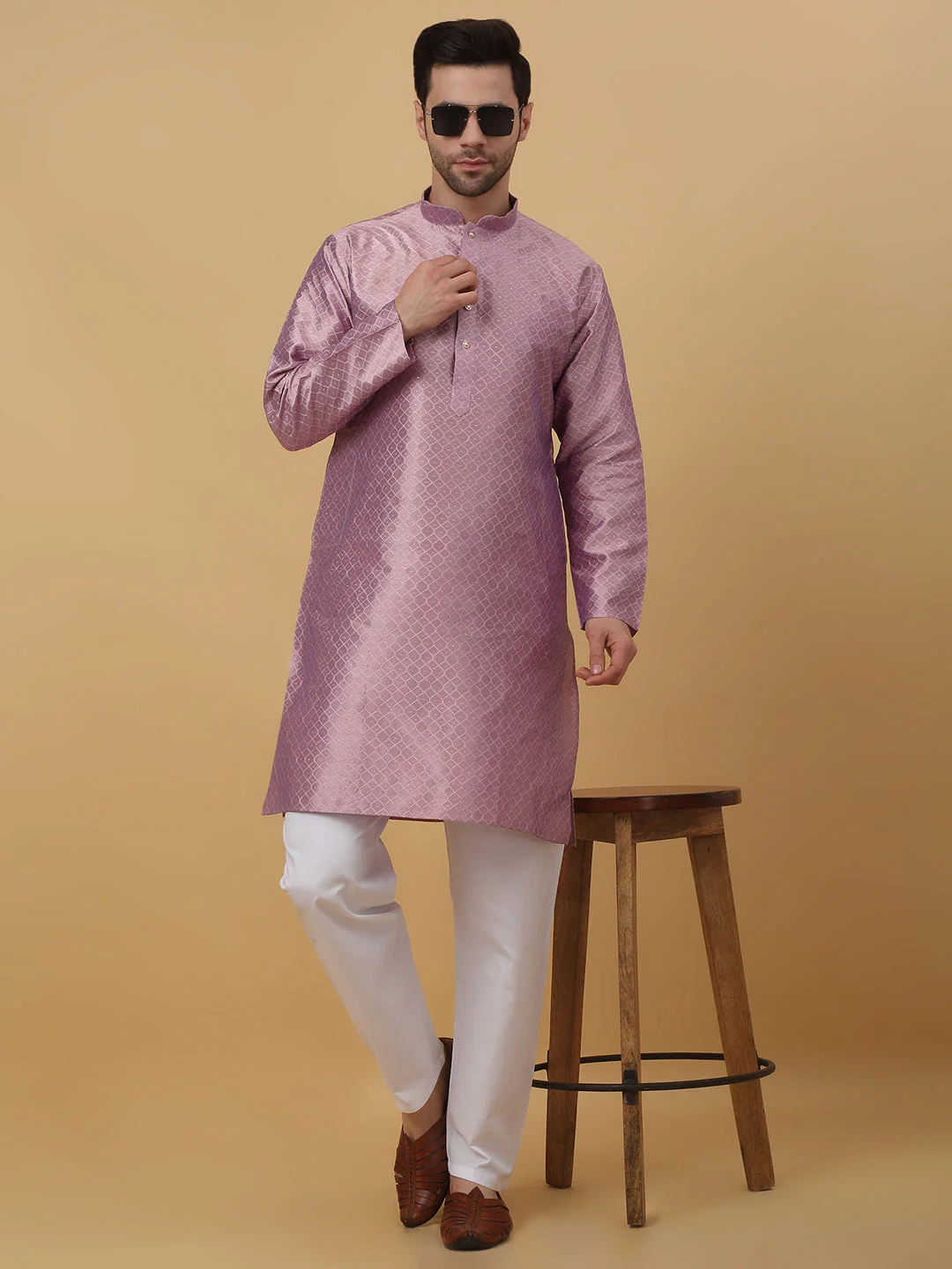 KRAFT INDIA Men's Silk Blend Geometric Jacquard Kurta With White Elastic Waistband Pyjama Set - Image 18