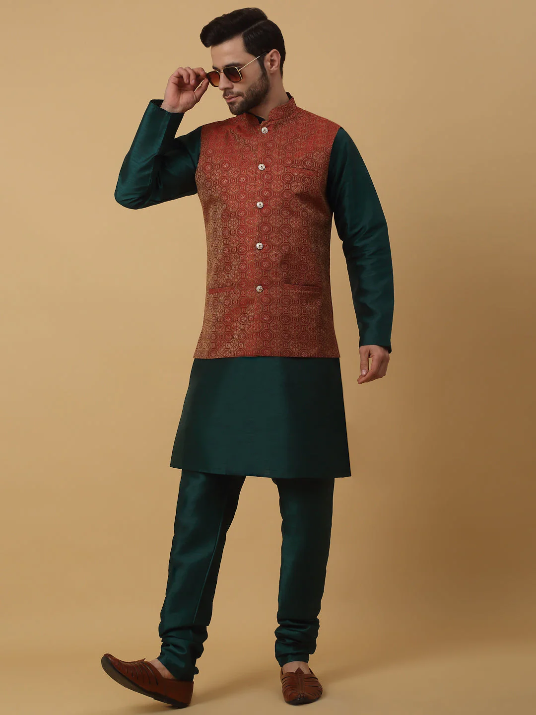 KRAFT INDIA Men's Silk Blend Green Kurta, Churidar with Jacquard Bandhani Silk Blend Nehru Jacket Set - Image 31