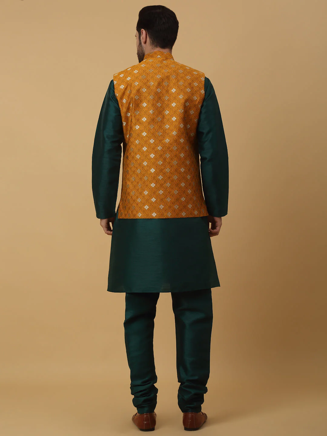 KRAFT INDIA Men's Silk Blend Green Kurta, Churidar with Jacquard Silk Blend Floral Print Nehru Jacket Set - Image 12