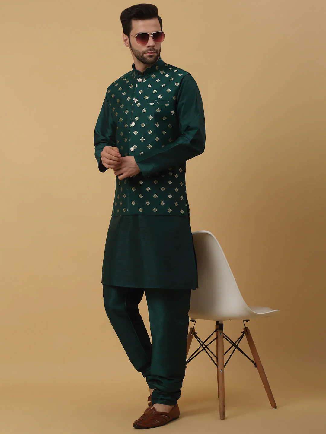 KRAFT INDIA Men's Silk Blend Green Kurta, Churidar with Jacquard Silk Blend Floral Print Nehru Jacket Set - Image 44