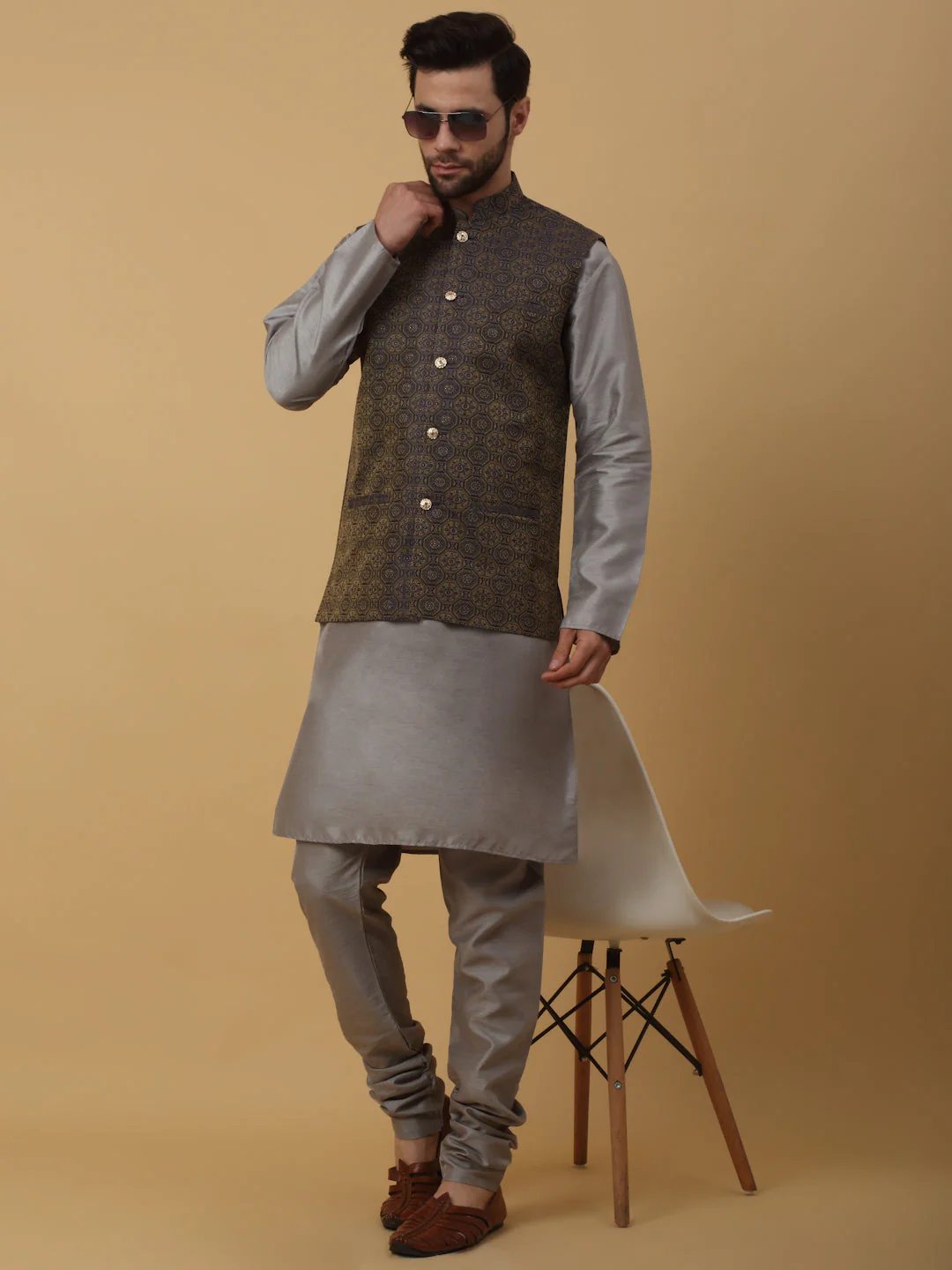 KRAFT INDIA Men's Silk Blend Grey Kurta, Churidar with Jacquard Bandhani Silk Blend Nehru Jacket Set - Image 225