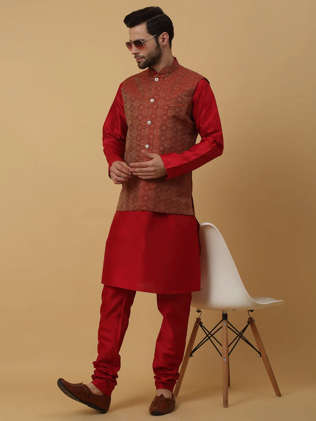 KRAFT INDIA Men's Silk Blend Maroon Kurta, Churidar with Jacquard Bandhani Silk Blend Nehru Jacket Set - Image 29