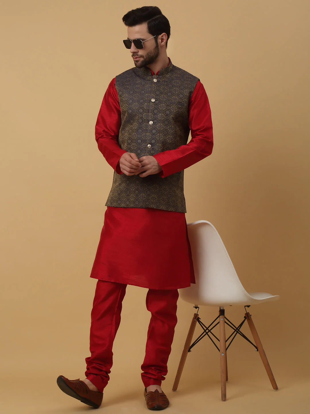 KRAFT INDIA Men's Silk Blend Maroon Kurta, Churidar with Jacquard Bandhani Silk Blend Nehru Jacket Set - Image 84