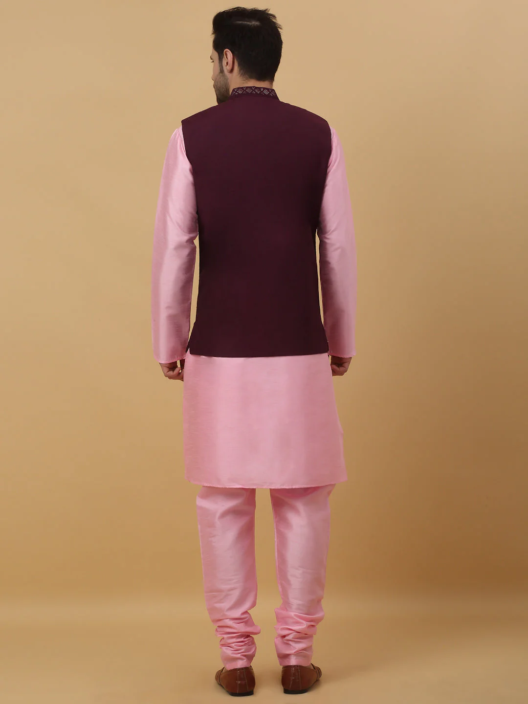 KRAFT INDIA Men's Silk Blend Pink Kurta, Churidar with Cotton Silk Embroided Sequenced Nehru Jacket Set - Image 12