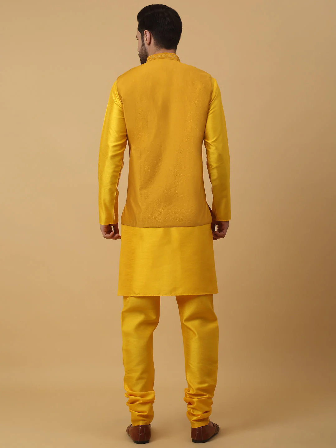 KRAFT INDIA Men's Silk Blend Yellow Kurta, Churidar with Cotton Silk Embroided Sequenced Nehru Jacket Set - Image 7