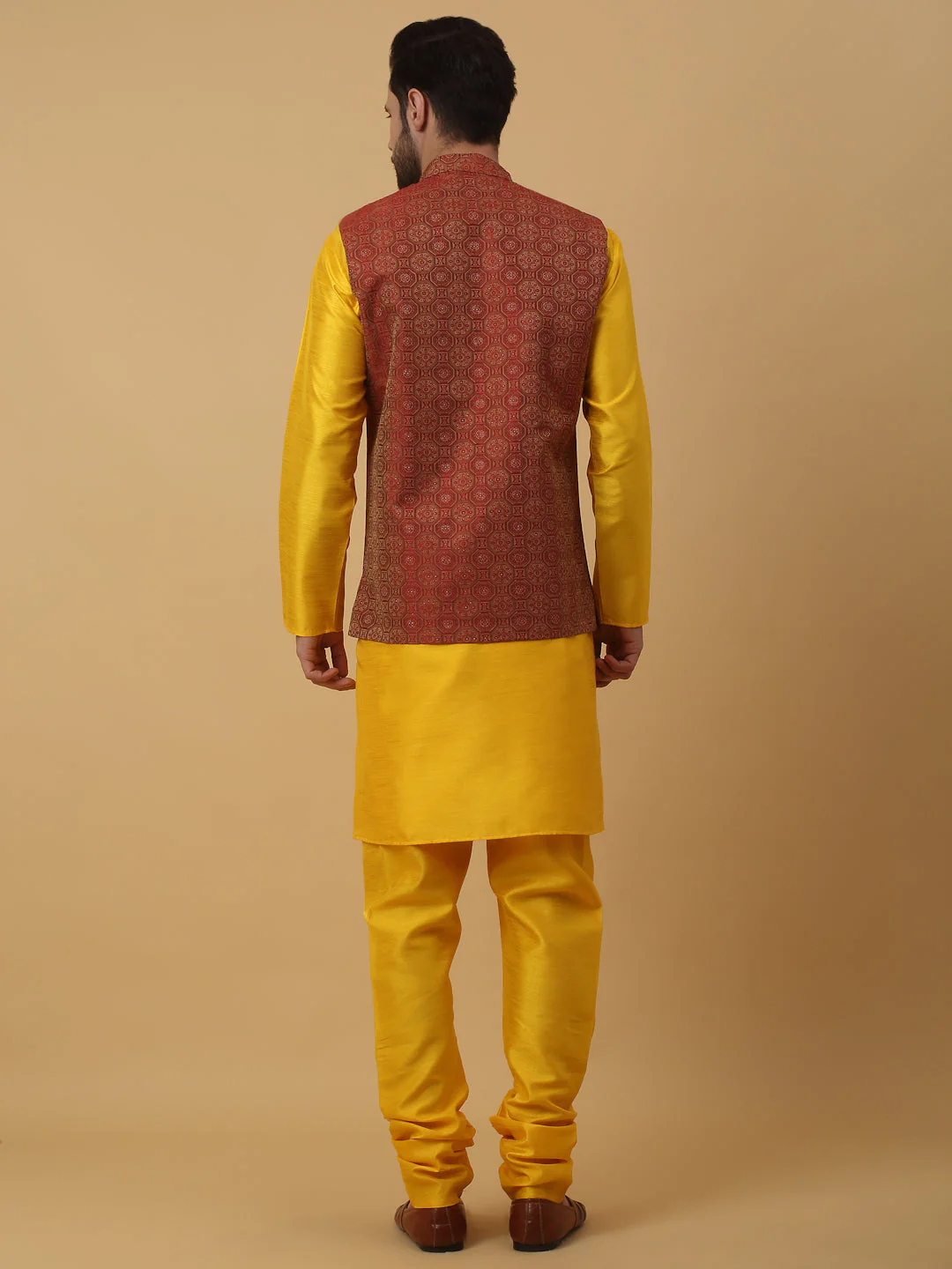 KRAFT INDIA Men's Silk Blend Yellow Kurta, Churidar with Jacquard Bandhani Silk Blend Nehru Jacket Set - Image 12