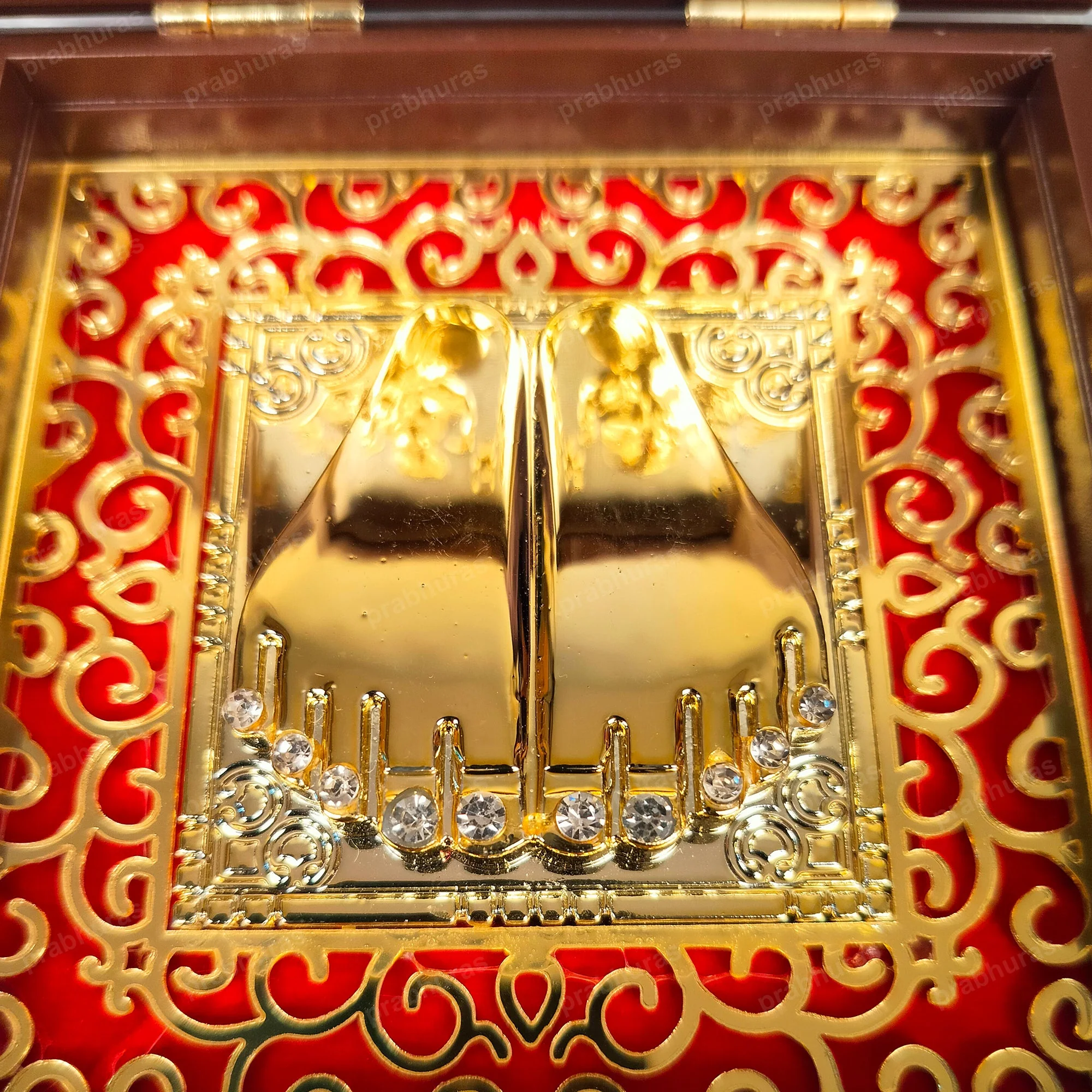 Laxmi Ganesh Pocket Temple (24 Karat Gold Coated) - Image 3