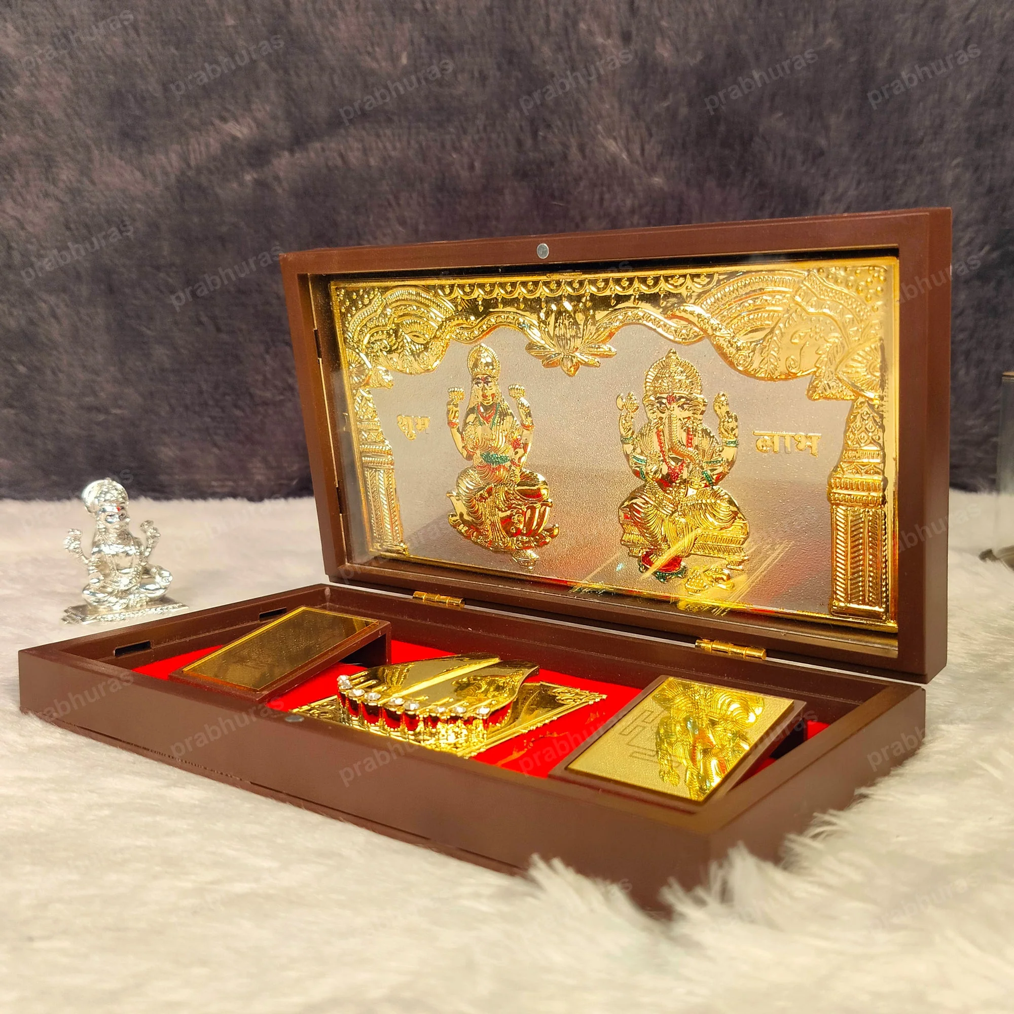Laxmi Ganesh Pocket Temple (24 Karat Gold Coated) - Image 4