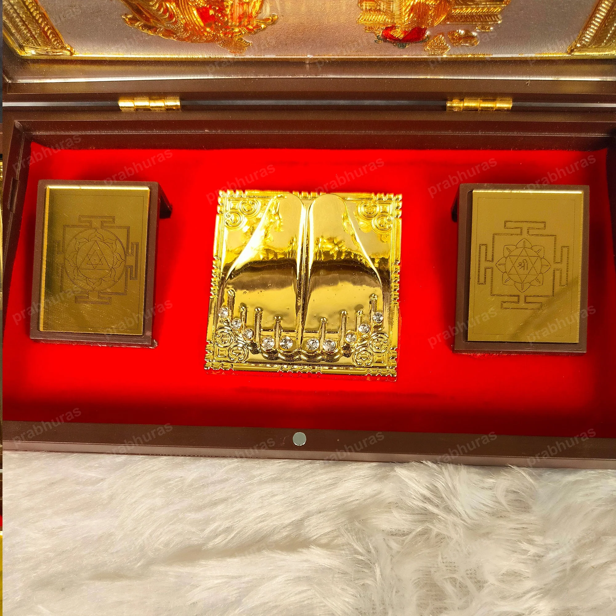 Laxmi Ganesh Pocket Temple (24 Karat Gold Coated) - Image 8