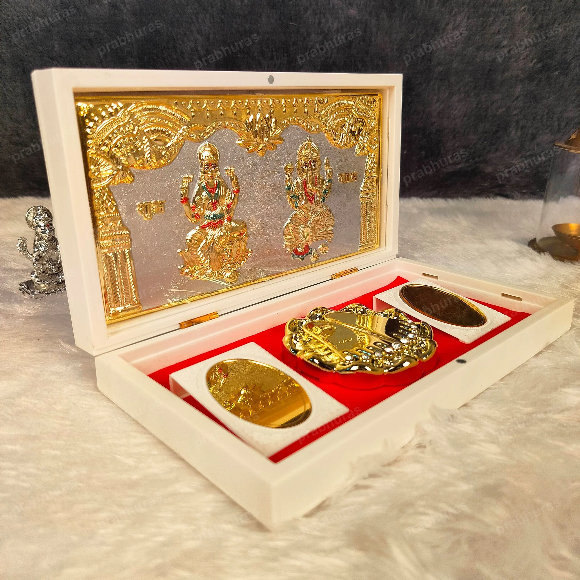 Laxmi Pocket Temple (24 Karat Gold Coated) - Image 2