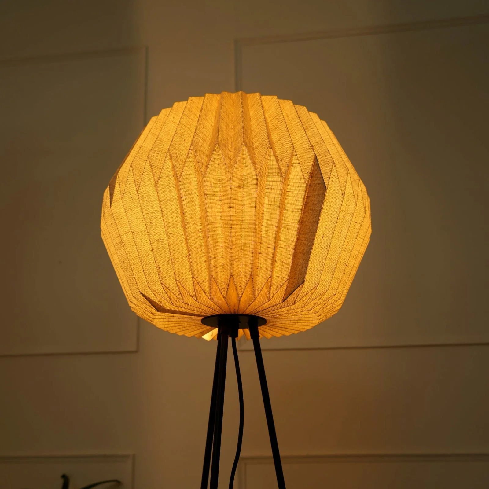 Lifo Floor Lamp - Origami, Linen Floor Light, Knock Down Tripod Standing Lamp - Image 5