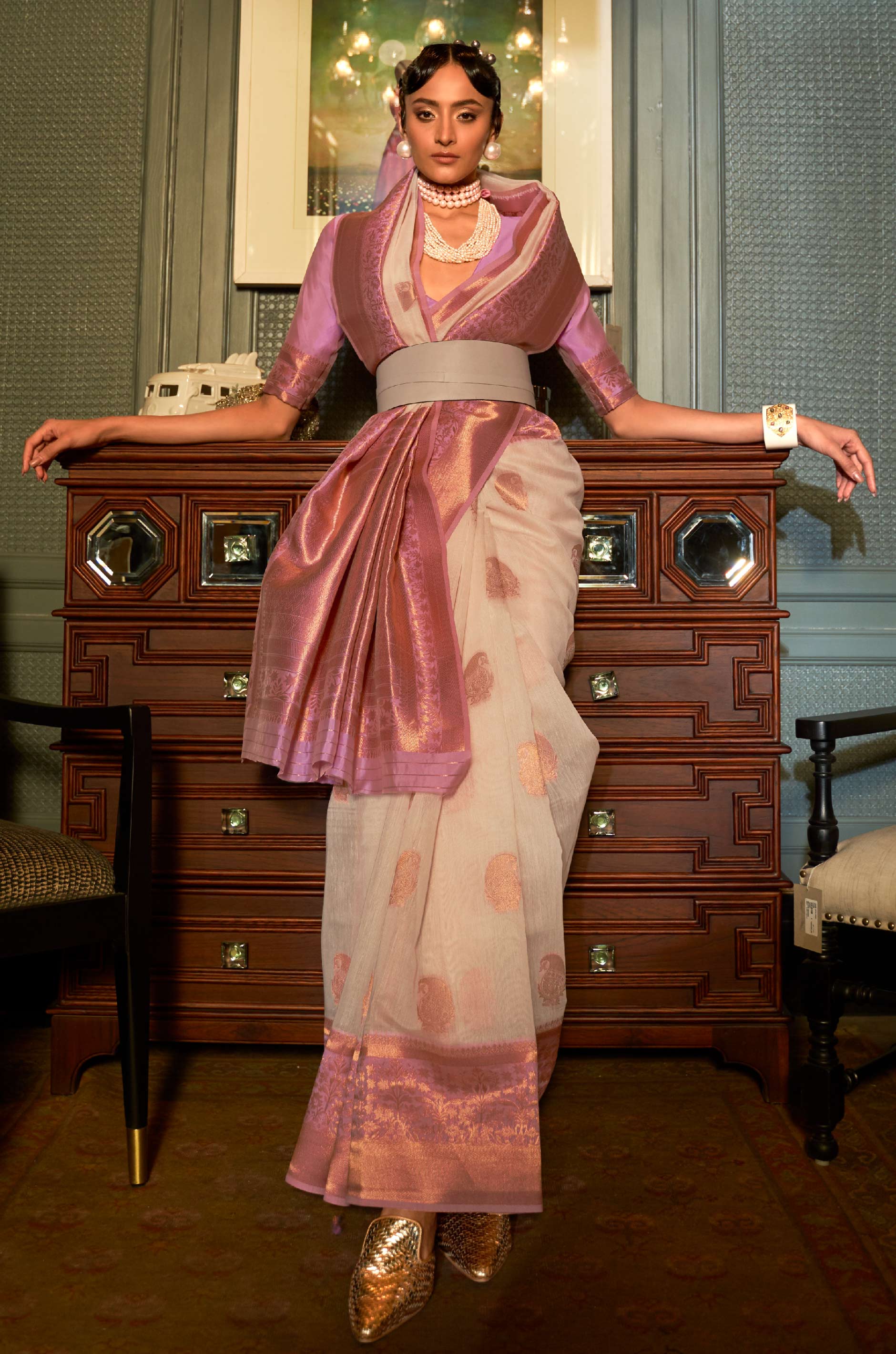 Light Purple Woven Linen Saree - Image 5