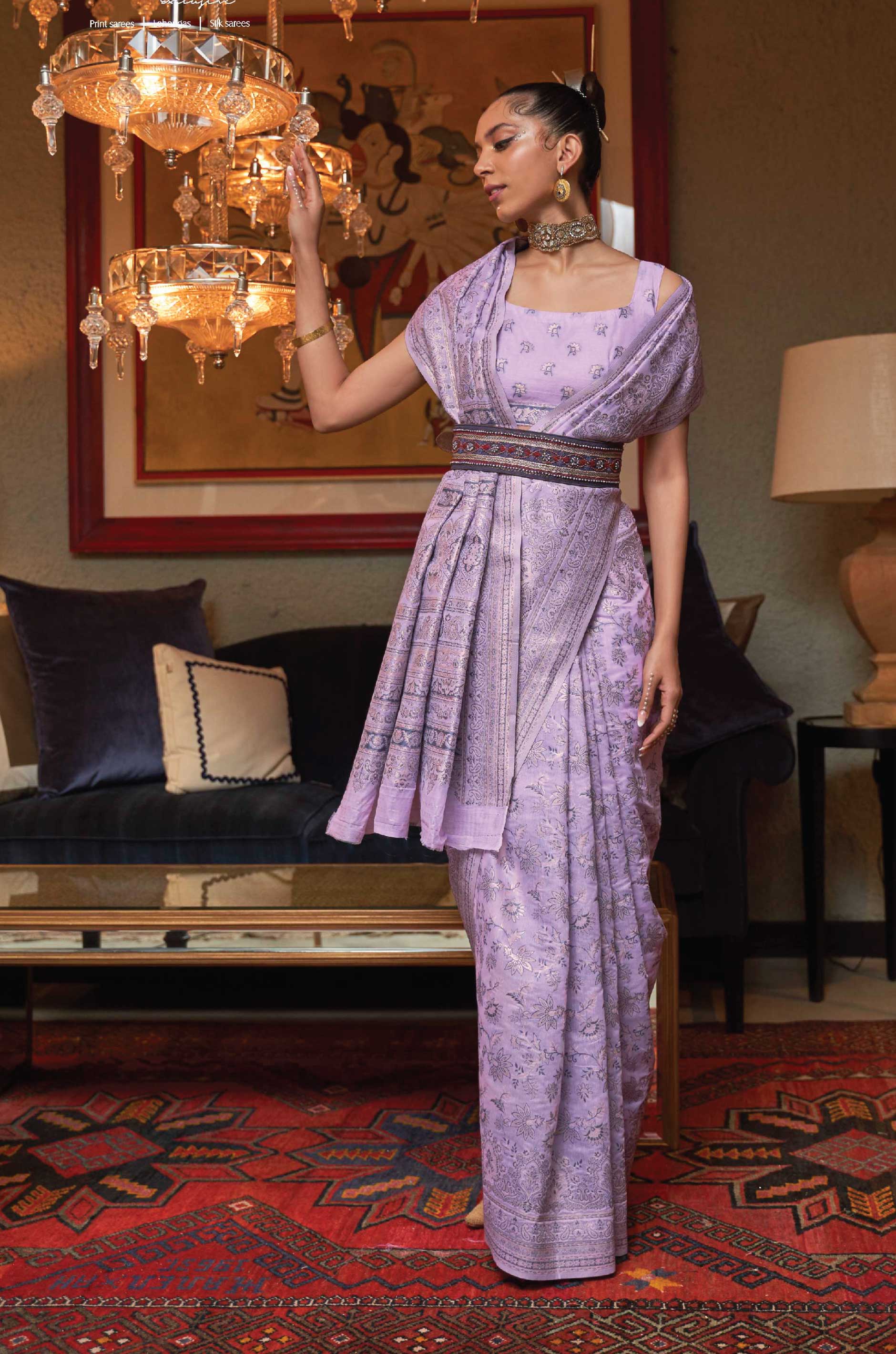 Lilac Floral Woven Silk Saree - Image 5