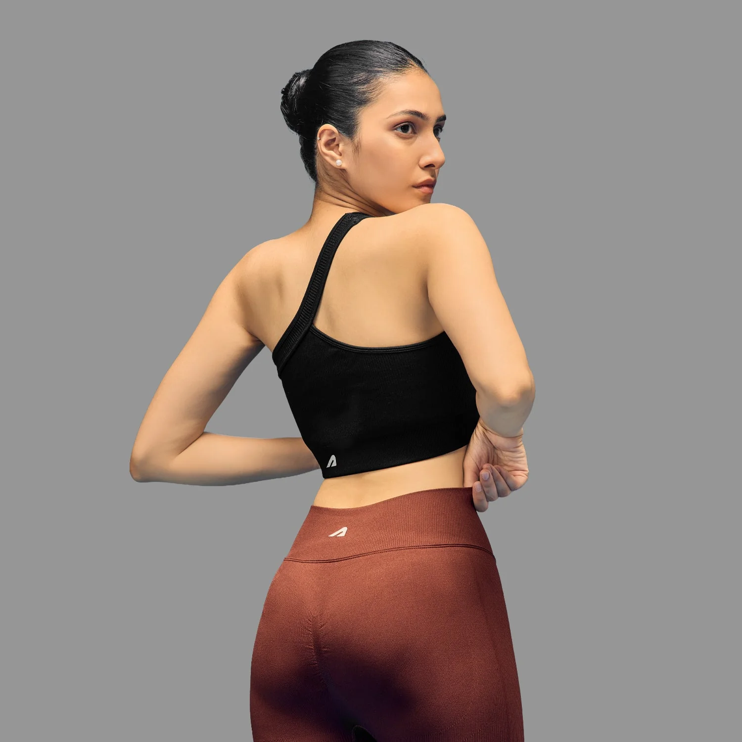 Limitless Snatched ribbed One shoulder bra - Black - Image 2