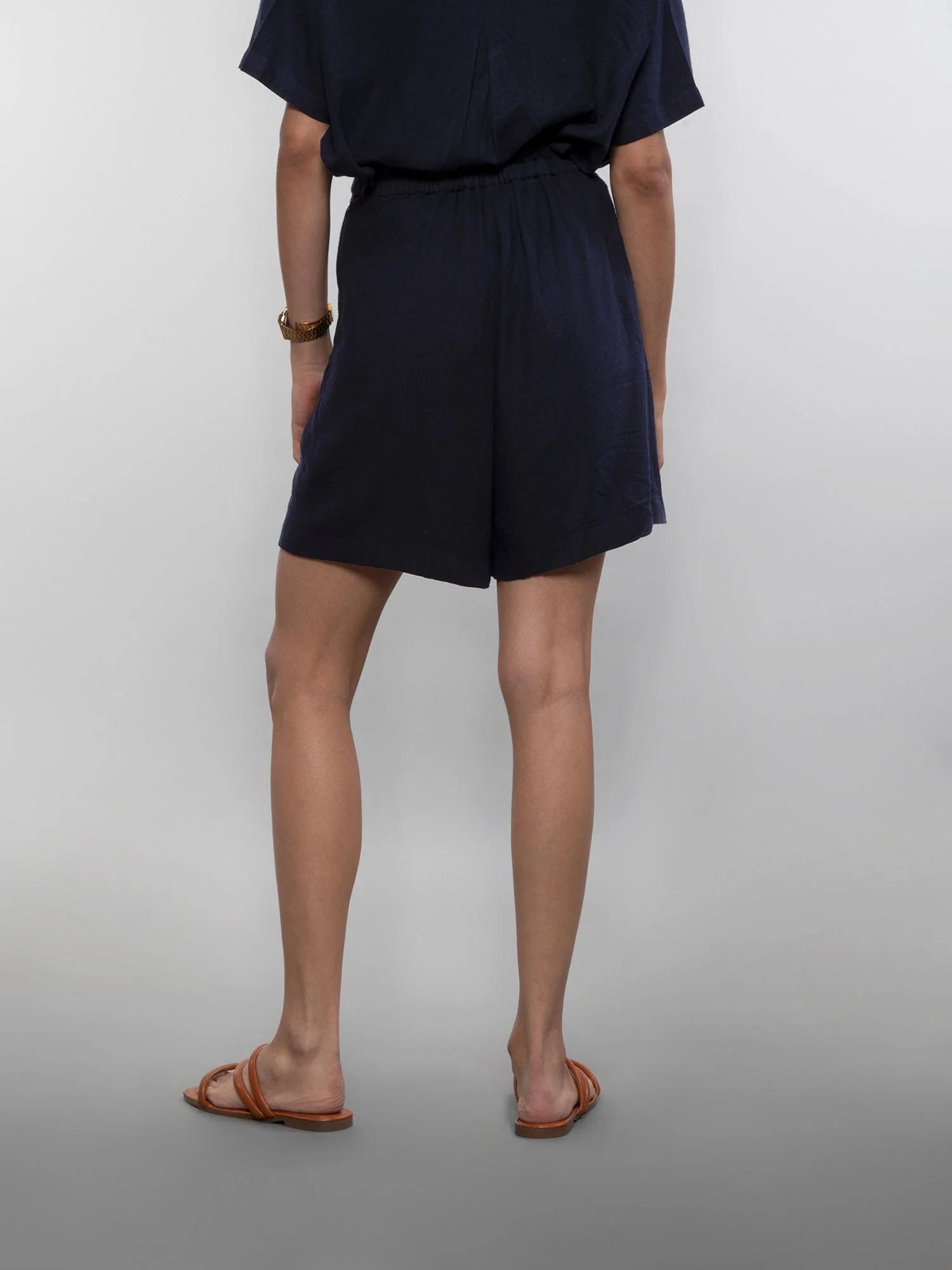 Linen shorts - Image 3