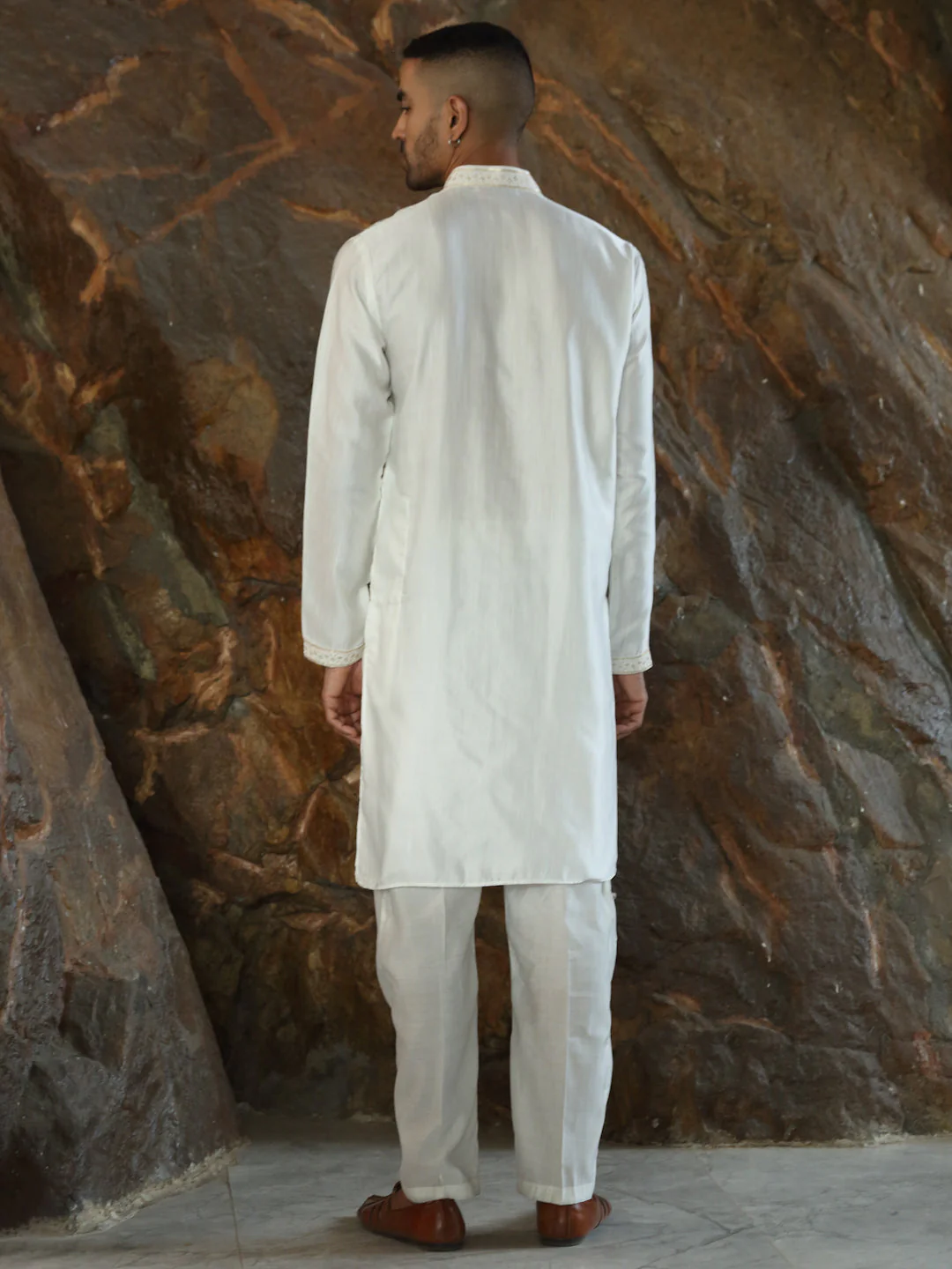 LUXE- Cotton Silk Deer Motif and Mandarin Collar Embroidered Kurta with Cream Cotton Silk Trouser Pant - Image 2