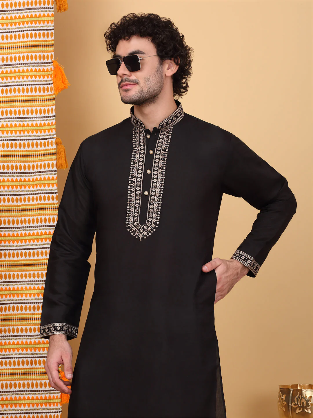 LUXE- Cotton Silk Ethnic Motif Embroidered Neckline Regular Straight Kurta With Beige Elastic Waistband Salwar - Image 5