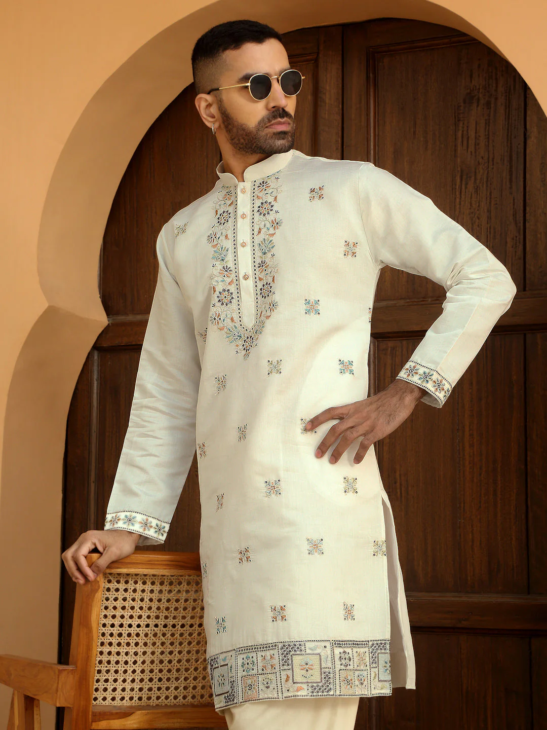LUXE- Heavy Neckline Daman Floral Embroidered Kurta - Image 29