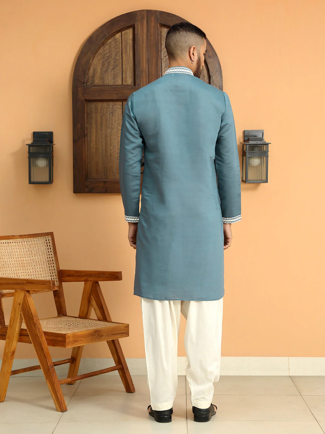 LUXE- White Heavy Neckline Embroidery Work Kurta - Image 2