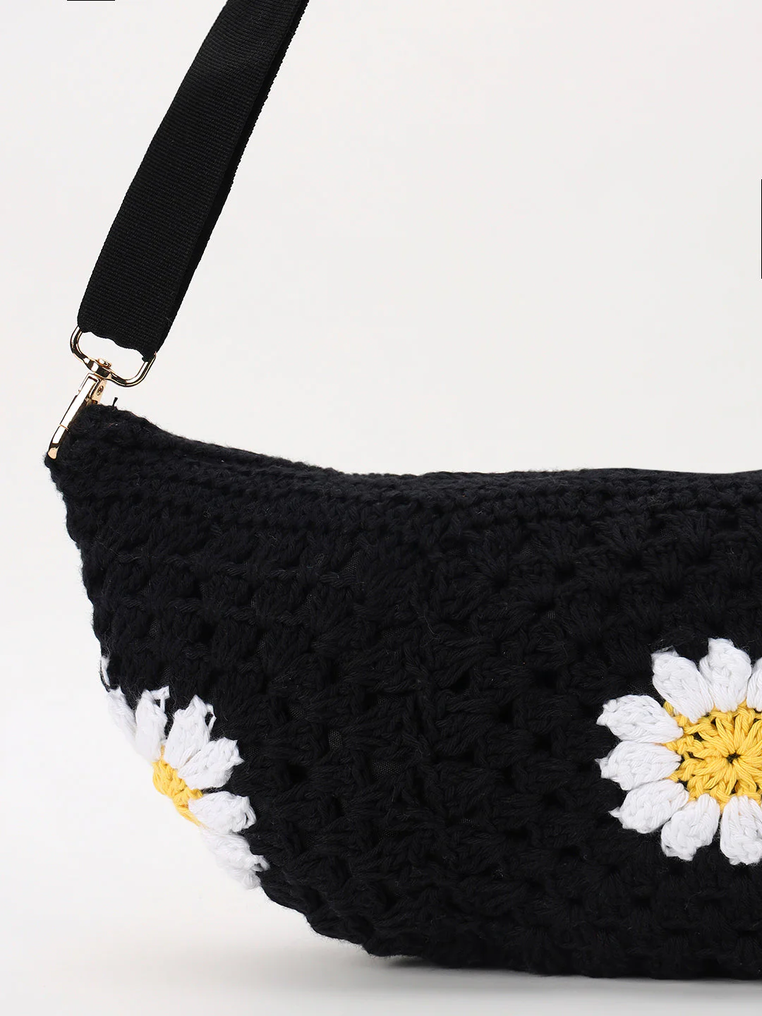 Madison Crochet Handmade Handbag - Image 4