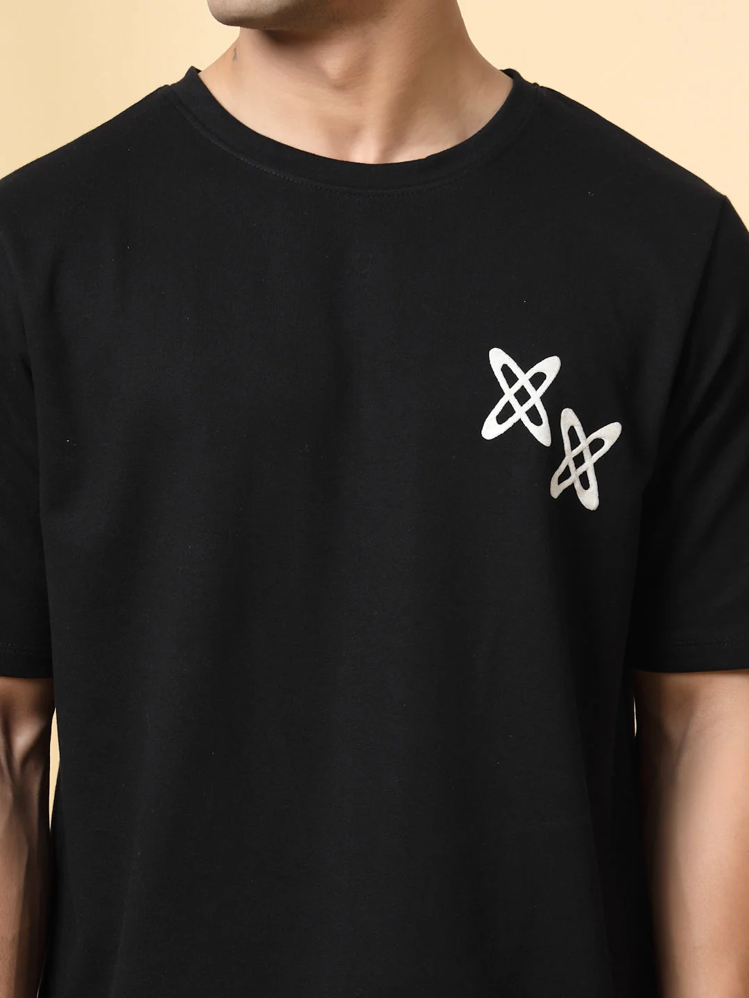 Men Black Typography  Oversized T-shirt - Image 5