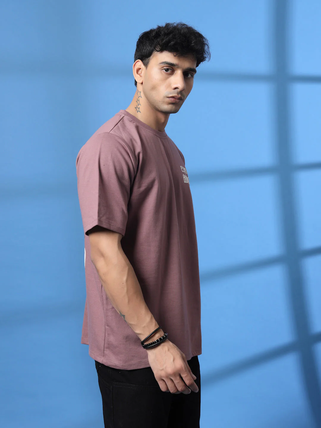 Men Mauve Typography Oversized T-shirt - Image 3