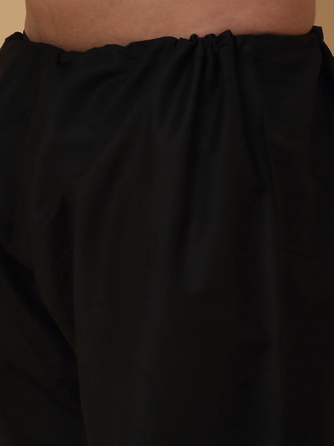 Men's Cotton Blend Embroidered Chikankari Kurta With Black Churidar - Image 21