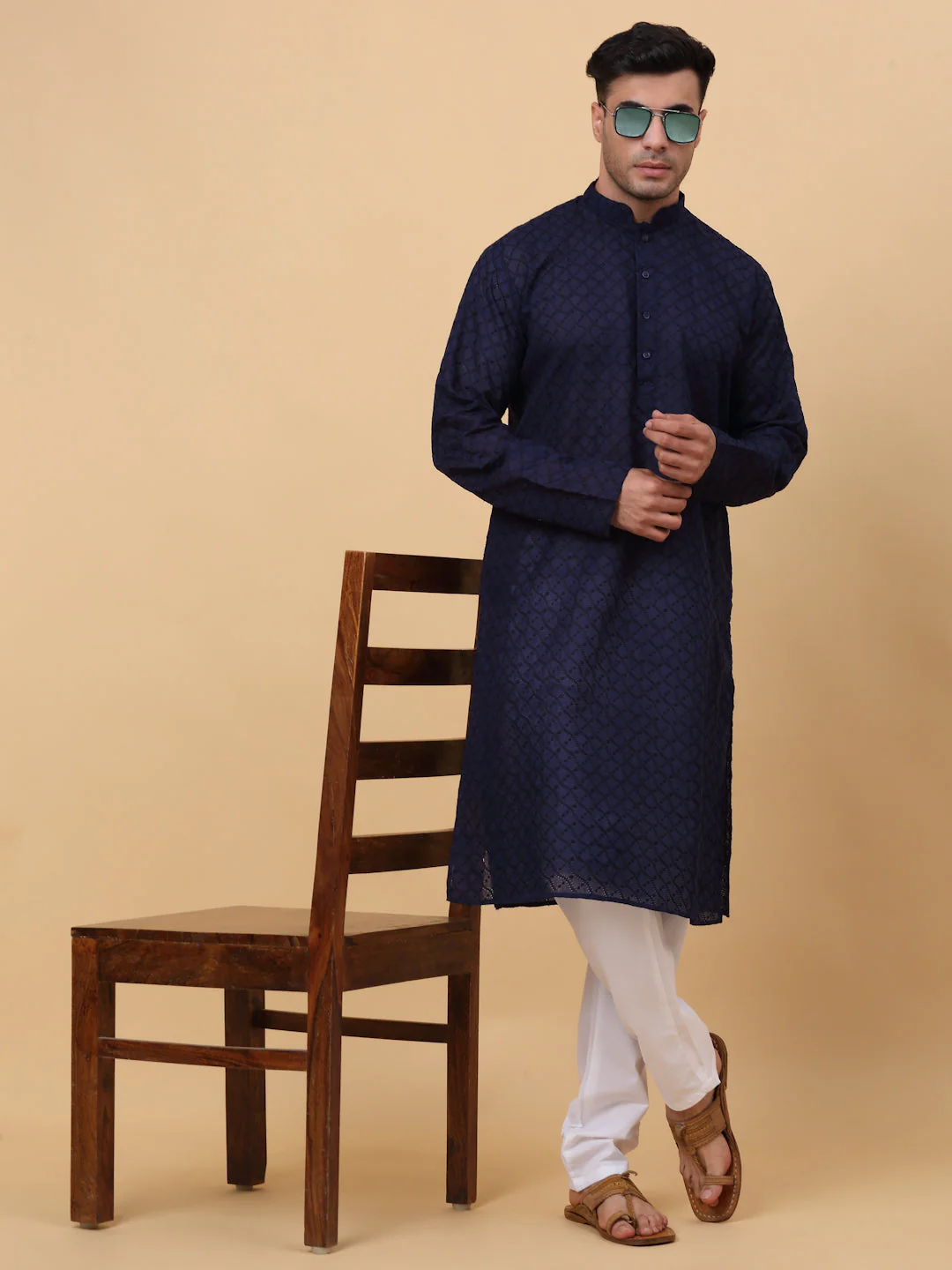 Men's Cotton Blend Thread Work Embroidered Chikan Kurta - Image 24