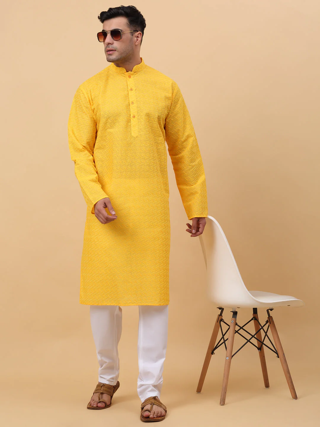 Men's Cotton Blend Thread Work Embroidered Chikan Kurta - Image 6