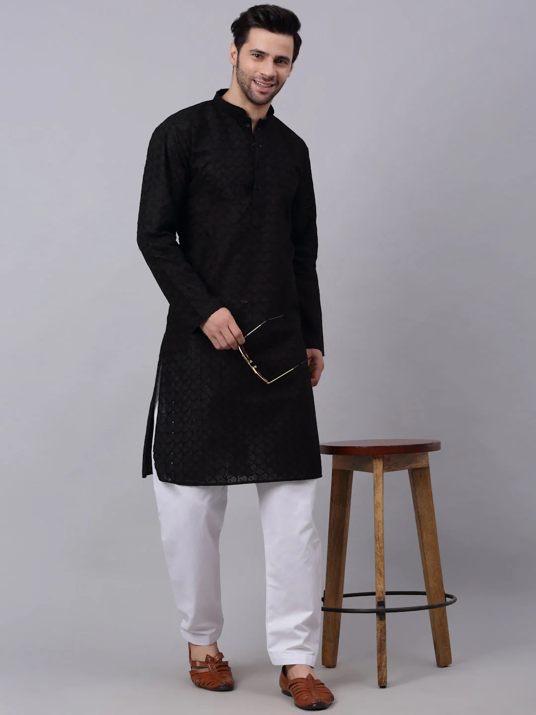 Men's Thread Work Chikan Kurta - Image 5