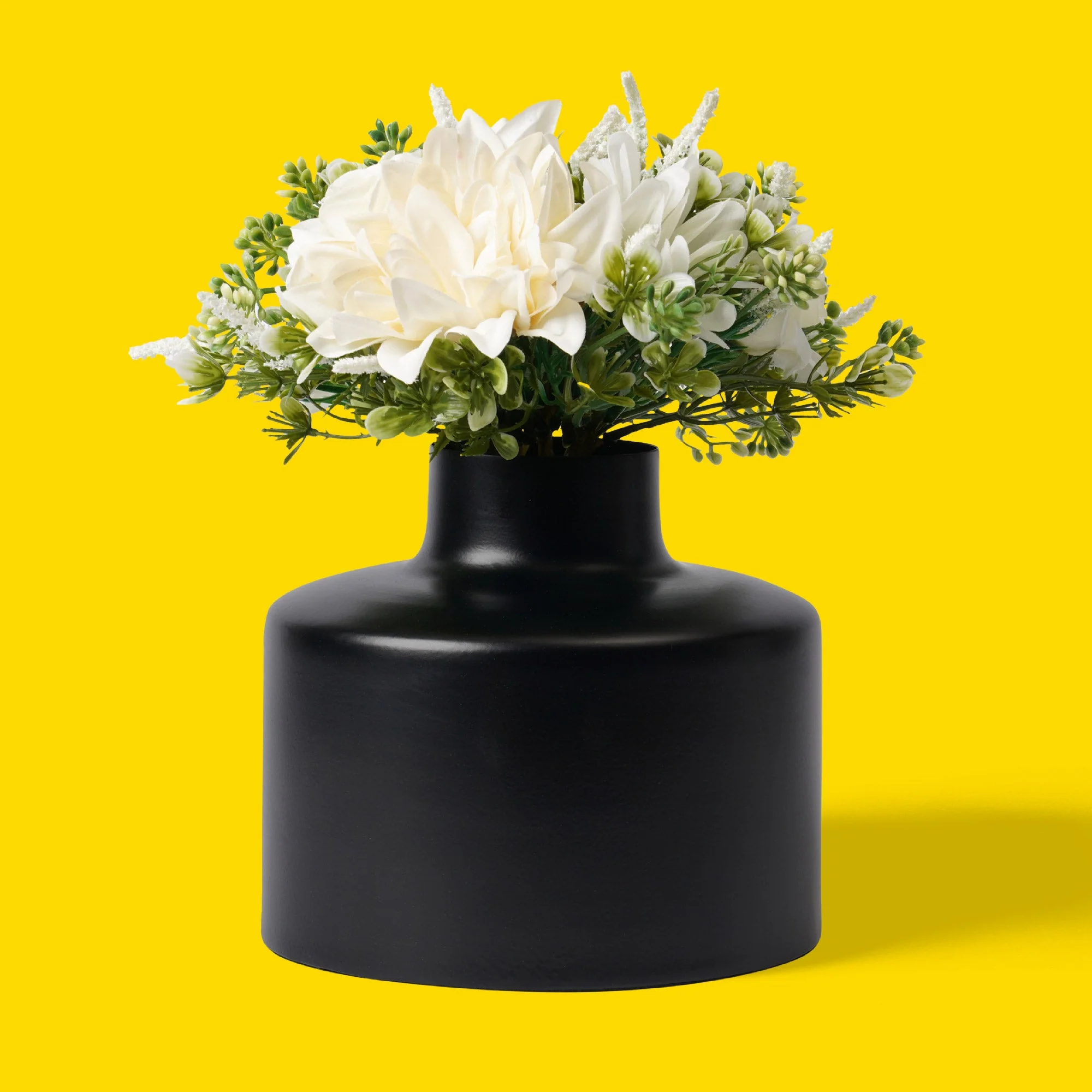 Metallic Pot Vase - Image 14