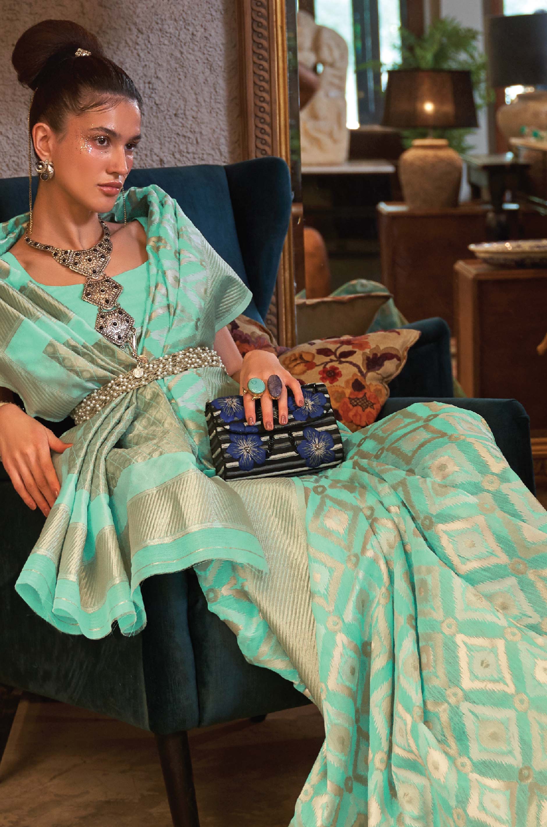 Mint Green Woven Linen Saree - Image 2