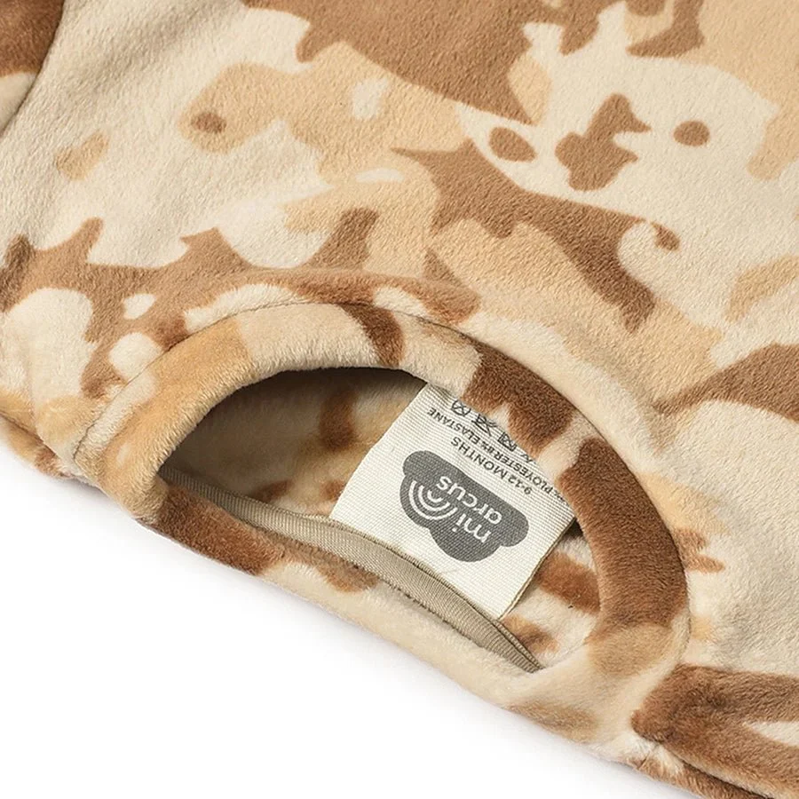 Misty Cream Baby Girl Sweatshirt With Pajama Set - Image 7