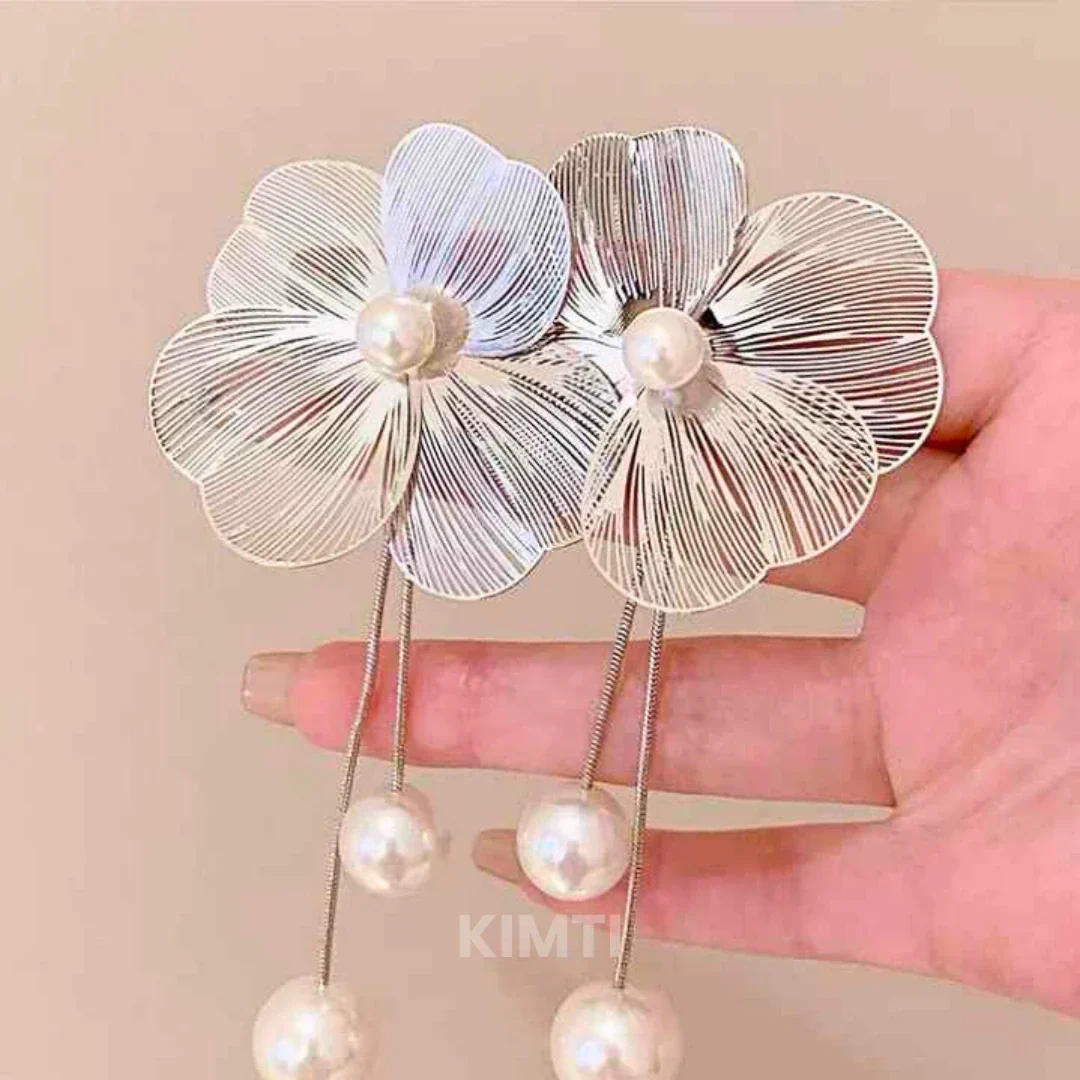 Moonlit Glow Dangler Earring