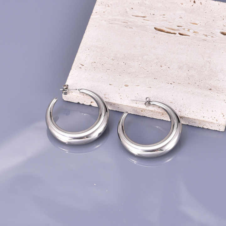 Moonlit Sparkle Hoops earring - Image 4