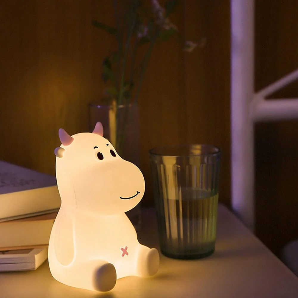 Mooo: Portable Squishy Cow Lamp with Rechargeable LED & Soft Silicone Design for Cozy Bedroom Ambience & Gifting - Image 2