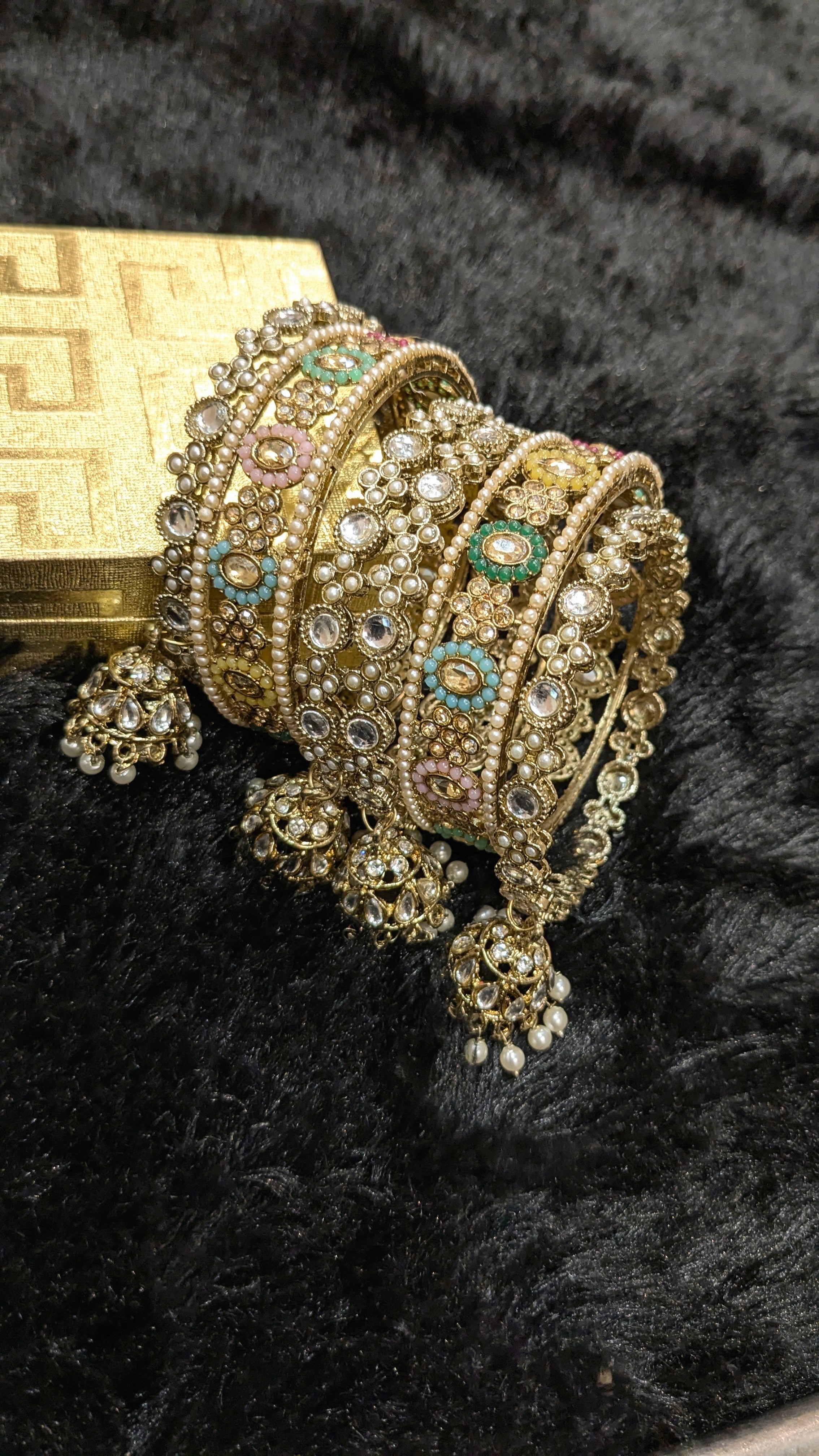 Multy bangles set in mehandi polish - Image 2