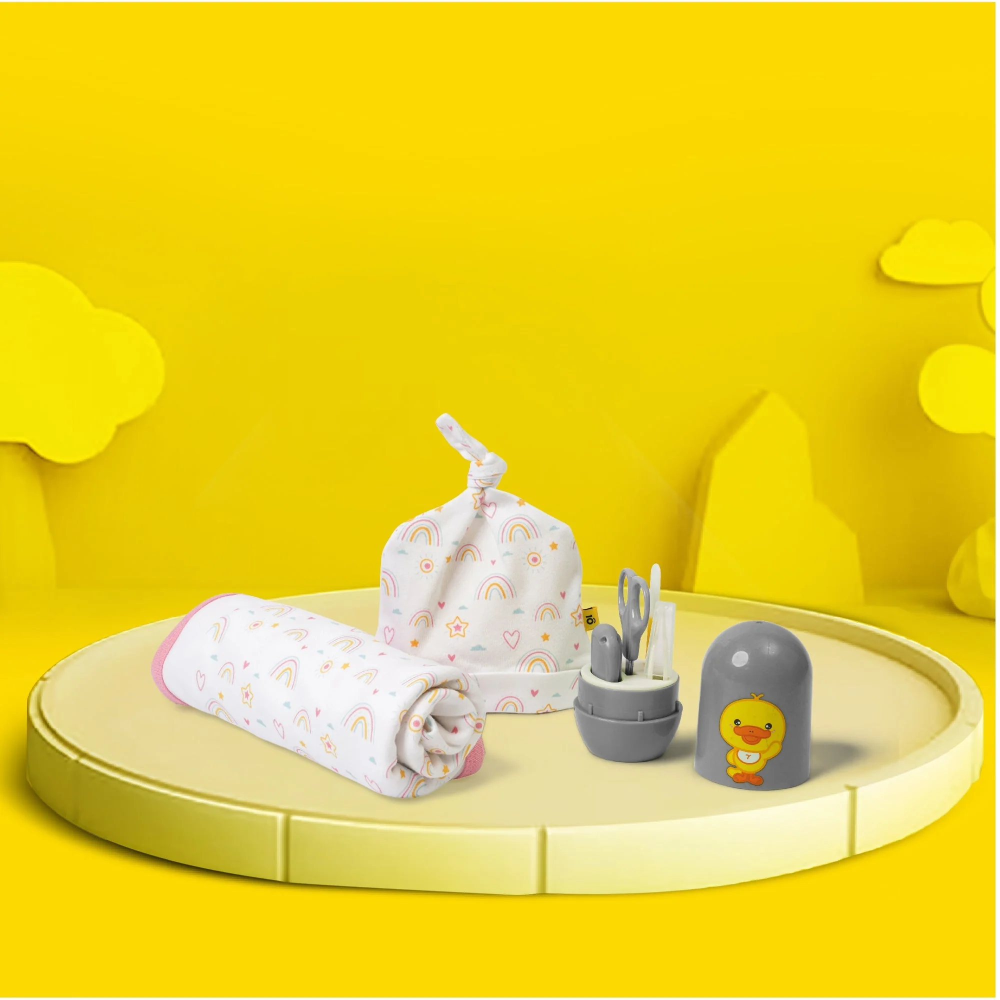 New Baby Gift Set- Baby Blanket, Cap And Nail Care Kit - Image 8