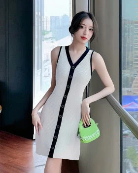 Nina Monochrome Knit Dress
