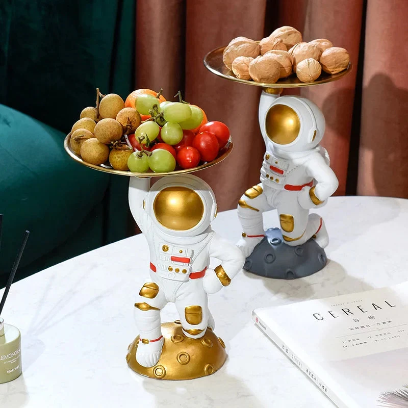 Nordic Astronaut Figurines for Home Decoration - Image 5