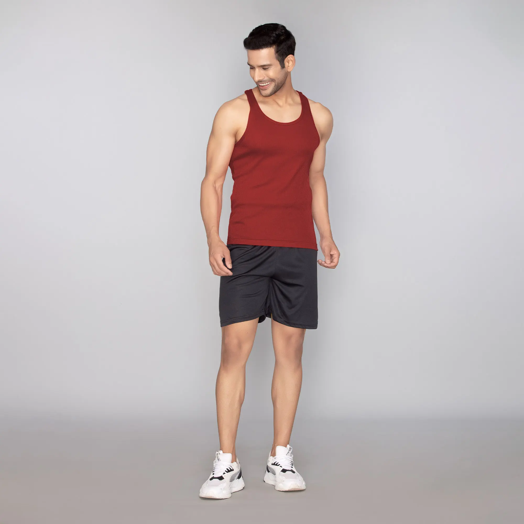 Nova Round Neck Racer Back Vest Rio Red - Image 3
