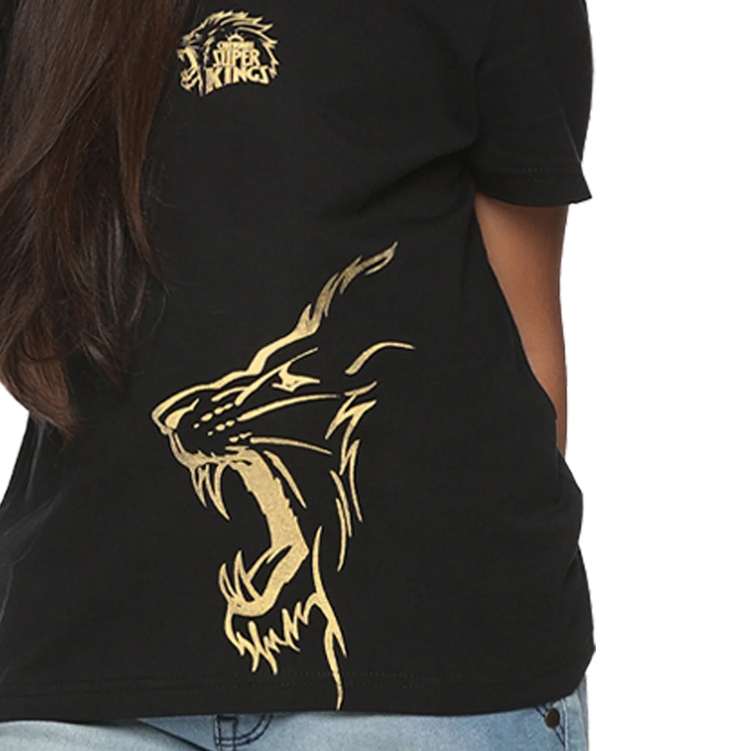 Official CSK Leo Kids T-Shirt - Black/Gold - Image 4
