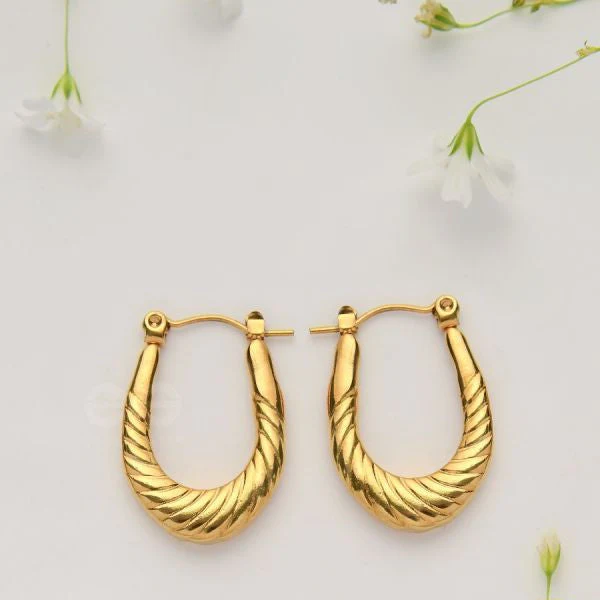 Oval Hoop Golden Anti Tarnish Earring - Image 4
