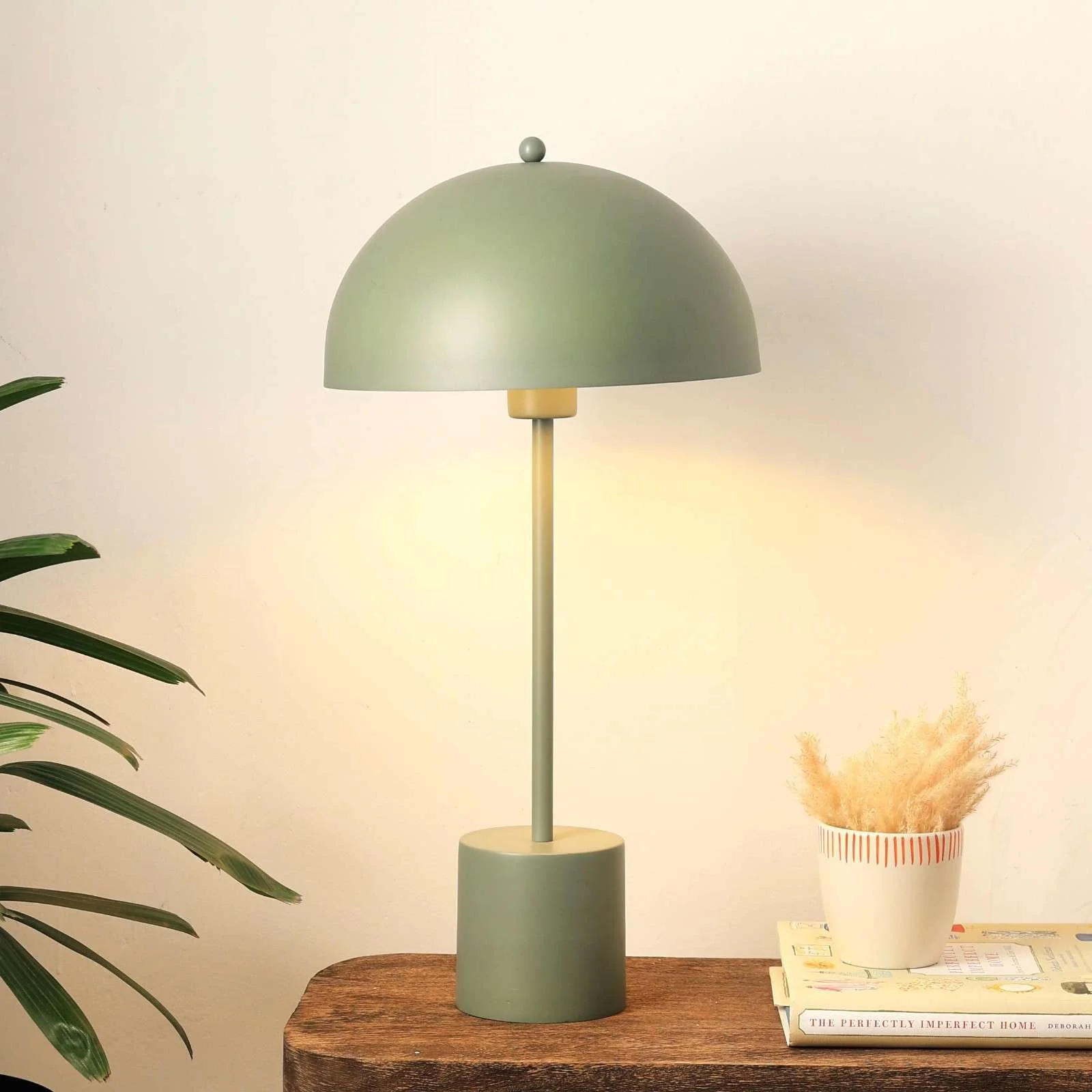 Pagen 100 Table Lamp - Image 12